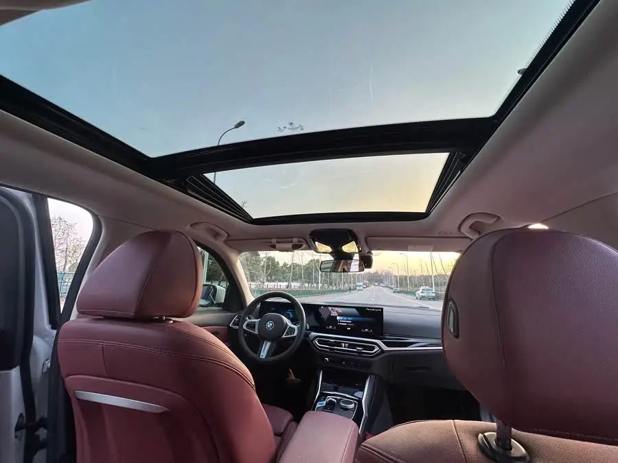 بي إم دبليو i3 2022 eDrive 35 L