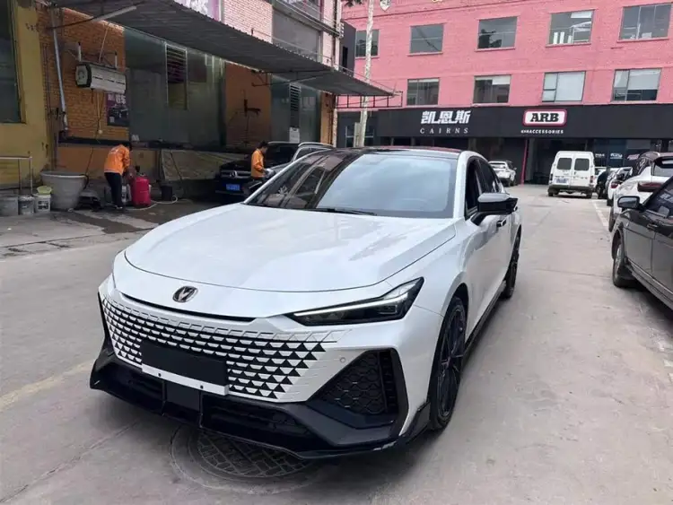 Changan UNI-V 2023 2.0T Speed Edition