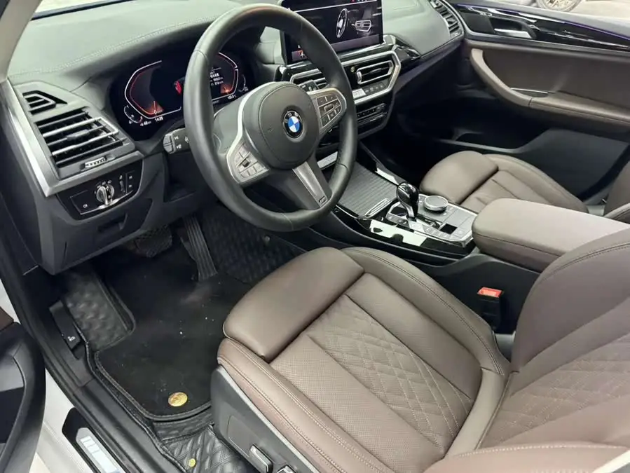 BMW X3 2023 xDrive30i Leading Model M Night Package