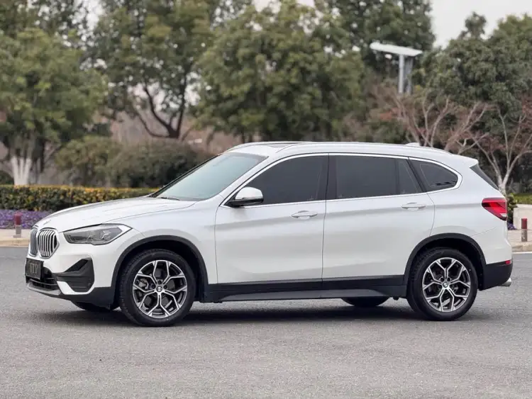 BMW X1 2022 sDrive25Li Leading Edition