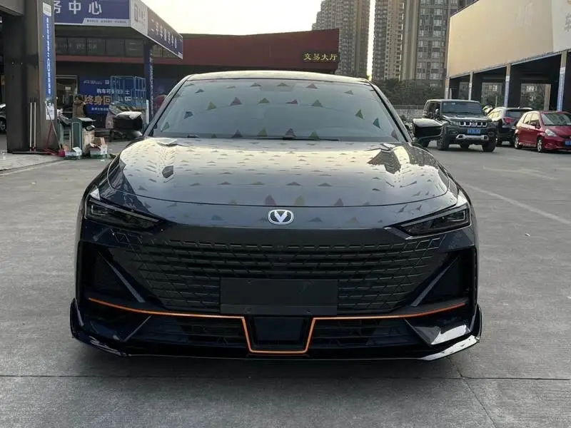 تشانغن UNI-V 2023 النسخة الرياضية 1.5T