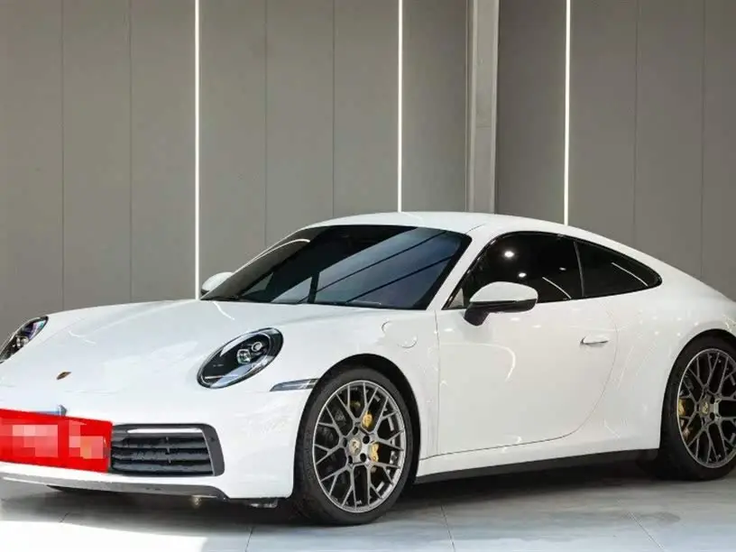 بورش 911 2023 كاريرا 3.0T