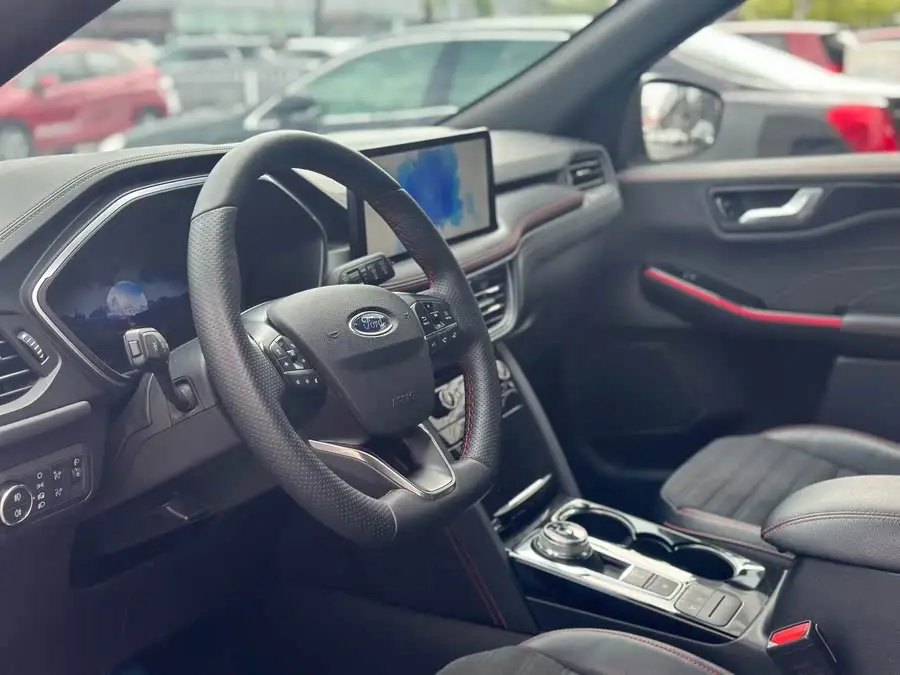 فورد إيدج 2024 إيكوبوست 245 دفع رباعي ST-Line Pro