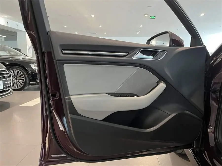 أودي A3 2020 ليموزين 35 TFSI النسخة العصرية الوطنية VI