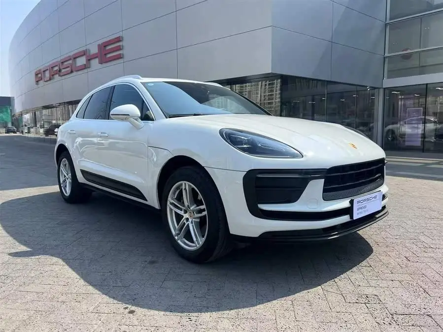 2023 Macan 2.0T