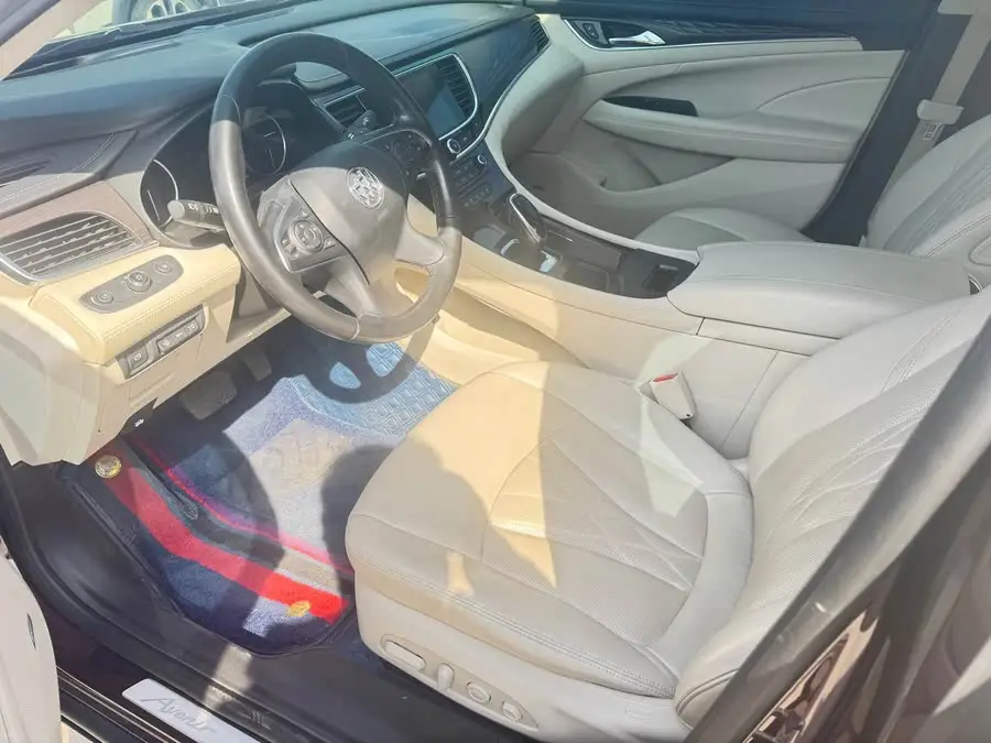 2020 بويك أفينير