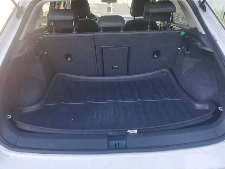 T-ROC 2021 موديل إعادة تصميم 280TSI DSG دفع ثنائي نسخة النخبة المتصلة الذكية