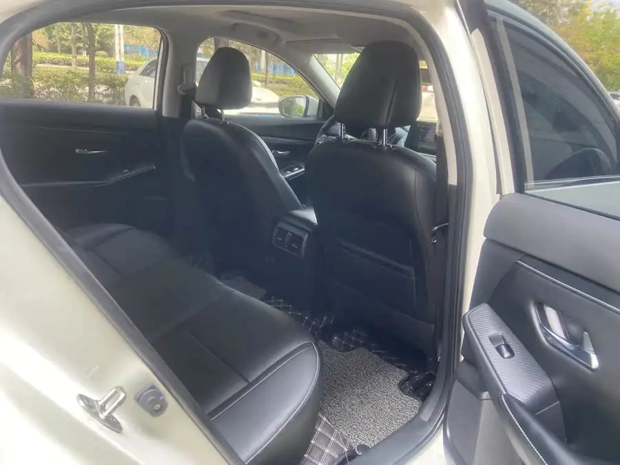 2022 نيسان سيلفي 1.6 لتر XL CVT إينجويد إيديشن