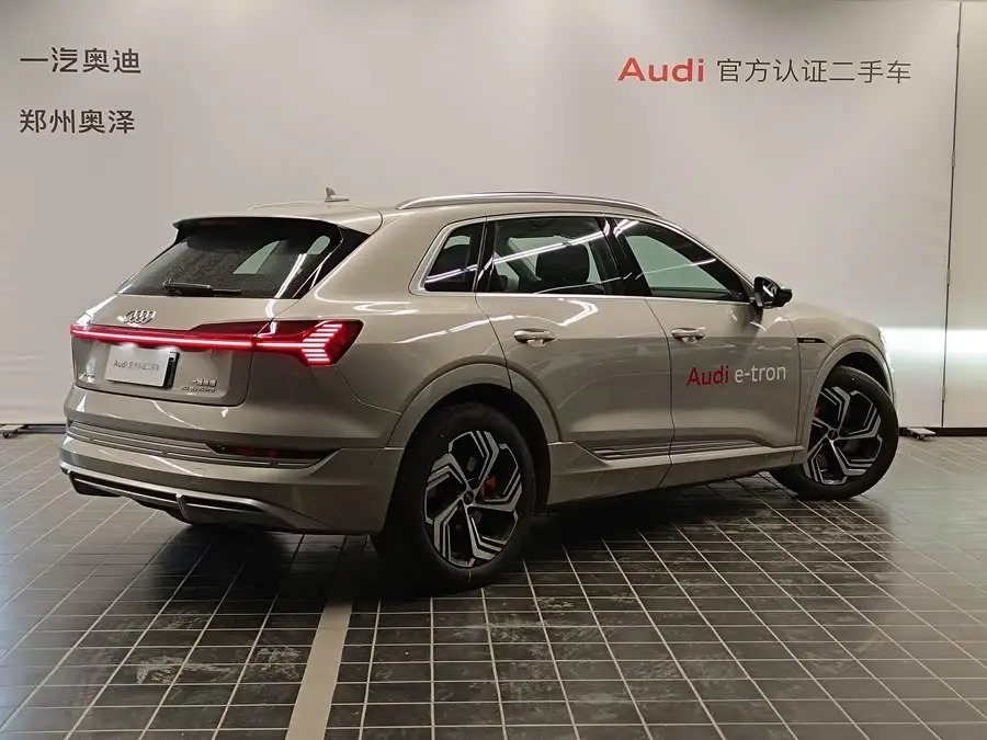 Audi e-tron 2021 50 quattro Premium