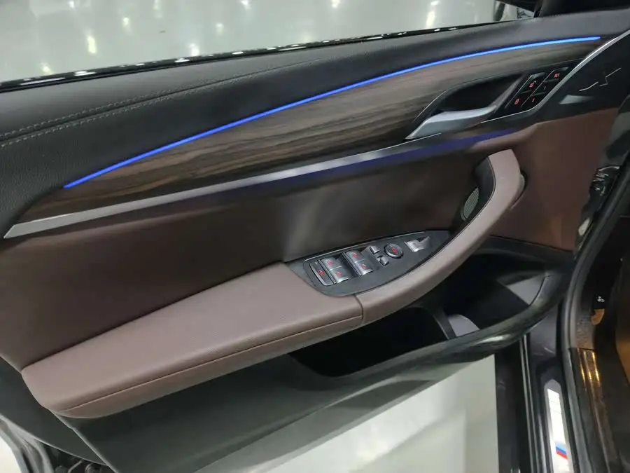 BMW X3 2022 Facelift II xDrive30i Luxury M Shadow Package