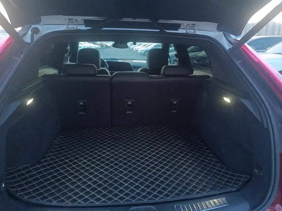 Cadillac XT4 2024 28T Luxury FWD