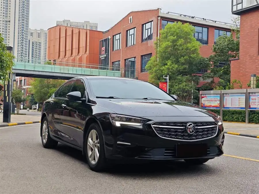 بيوك ريجال 2022 552T النسخة الذكية