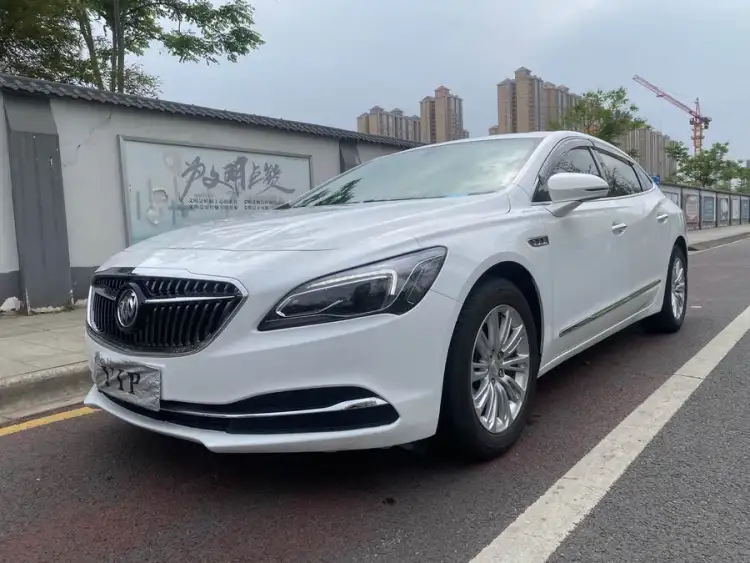 Buick LaCrosse 2018 30H Elite