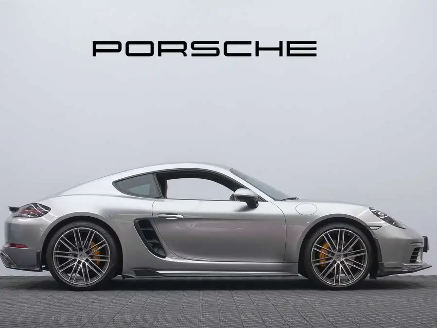 Porsche 718 2022 Cayman 2.0T