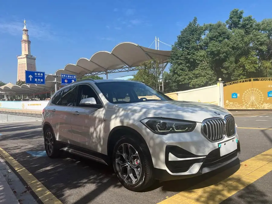 BMW X1 2021 sDrive25Li Leading Model