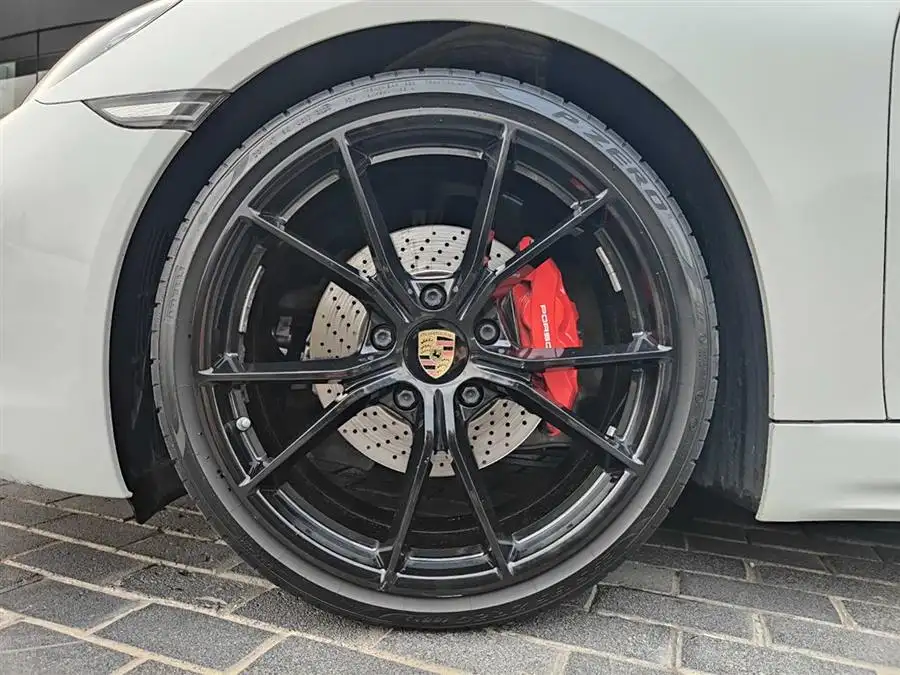 Porsche 718 2020 Model Boxster 2.0T