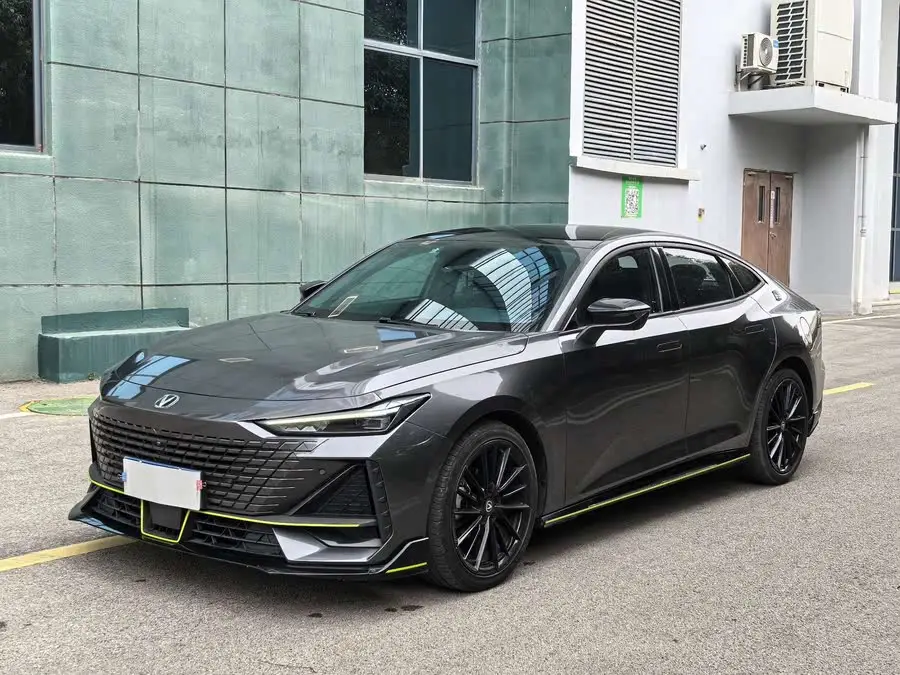 Changan UNI-V 2022 1.5T Sport Edition