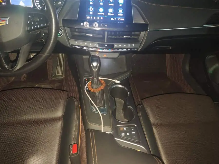 كاديلاك CT4 2020 28T النخبة