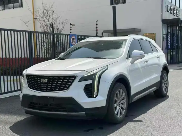 Cadillac XT4 2021 28T FWD Premium