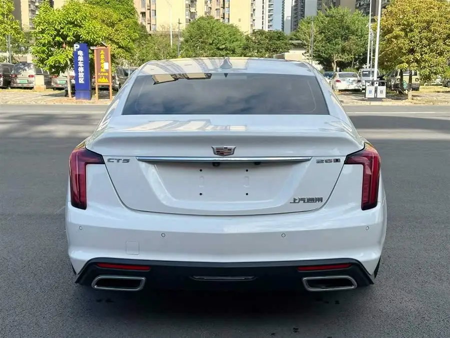 كاديلاك CT5 2021 موديل مُعدل 28T فاخرة