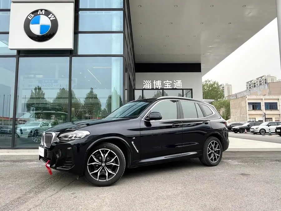 بي إم دبليو X3 2023 xDrive25i حزمة الرياضة M