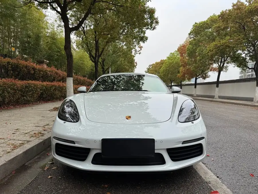 Porsche 718 2022 Cayman 2.0T