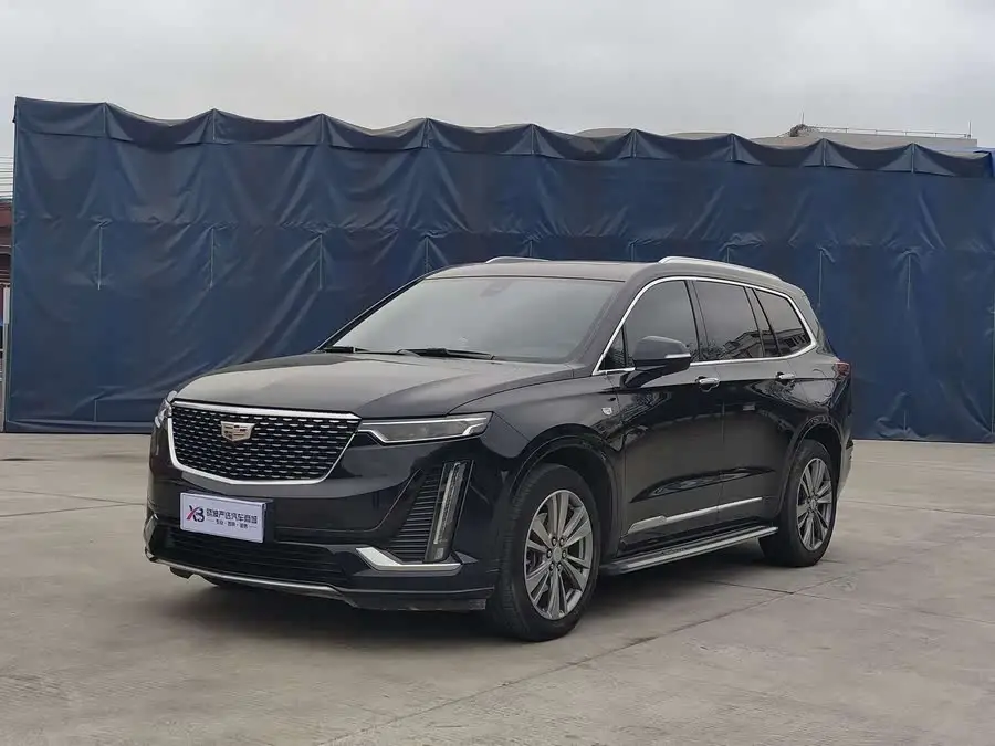 كاديلاك XT6 2021 28T فاخرة ذات ستة مقاعد ودفع رباعي