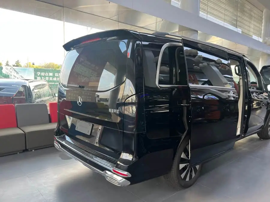 Vito 2023 2.0T Elite Edition 7-seater