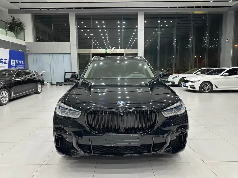 BMW X5 2022 xDrive 30Li Luxury M Sport Package