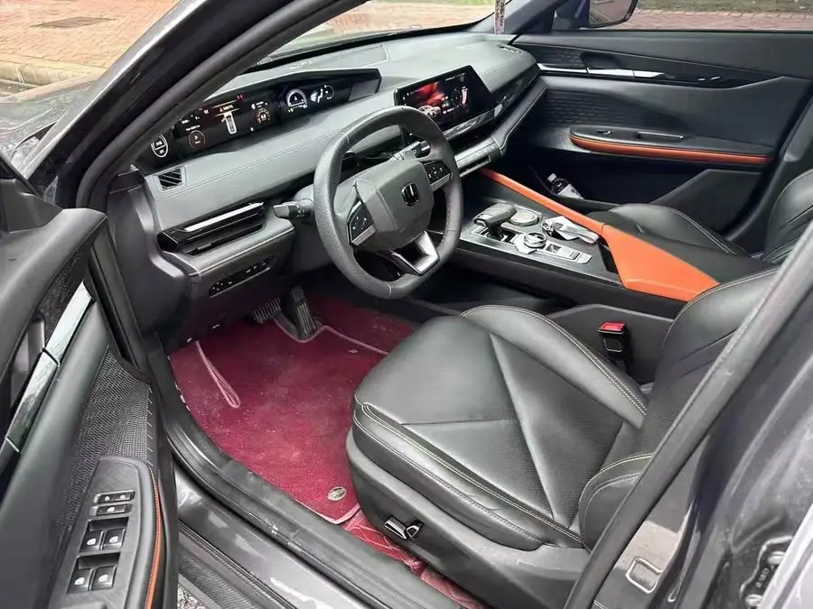 Changan UNI-V 2023 1.5T Premium