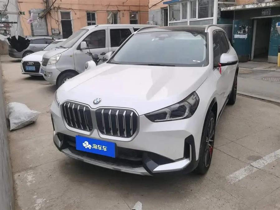 BMW X1 2023 xDrive25Li X Design Package