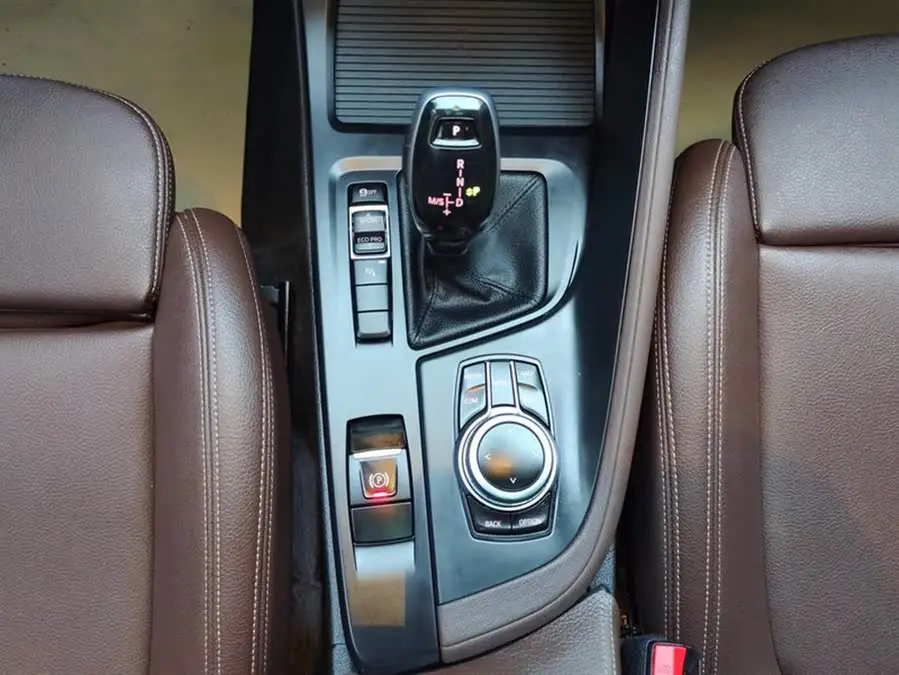 BMW X1 2022 sDrive25Li Leading Edition