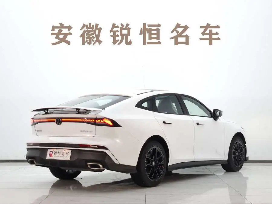 Changan UNI-V 2024 1.5T Premium