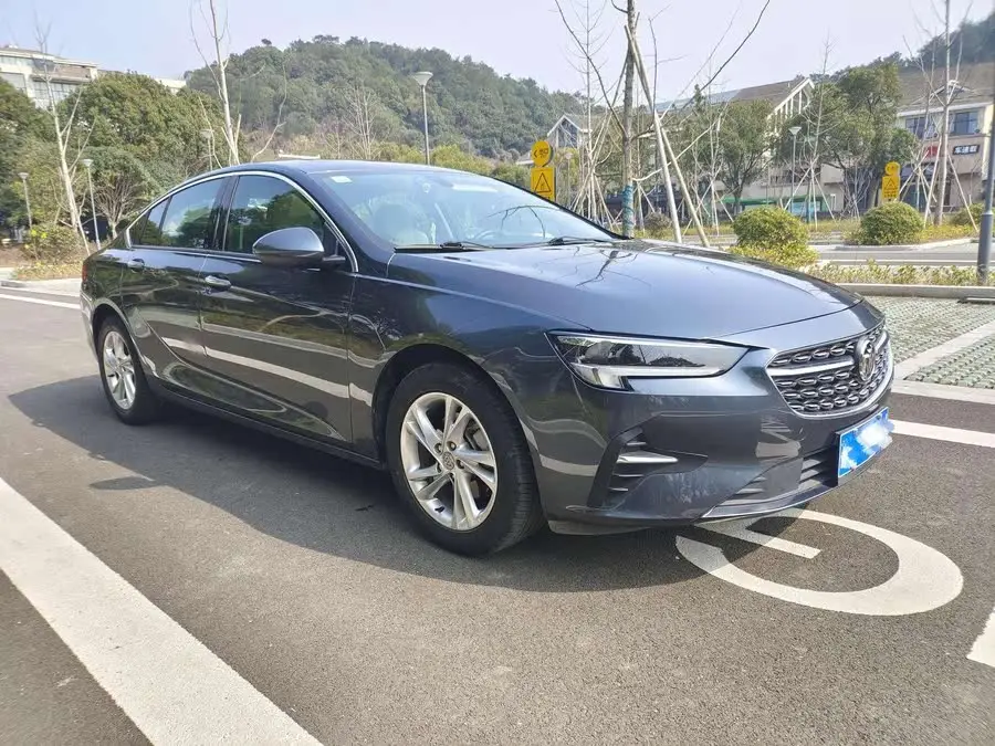 ريجال 2021 552T النخبة