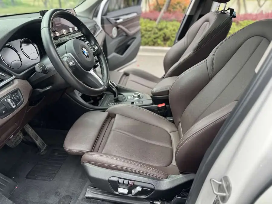 BMW X1 2022 sDrive25Li Leading Edition