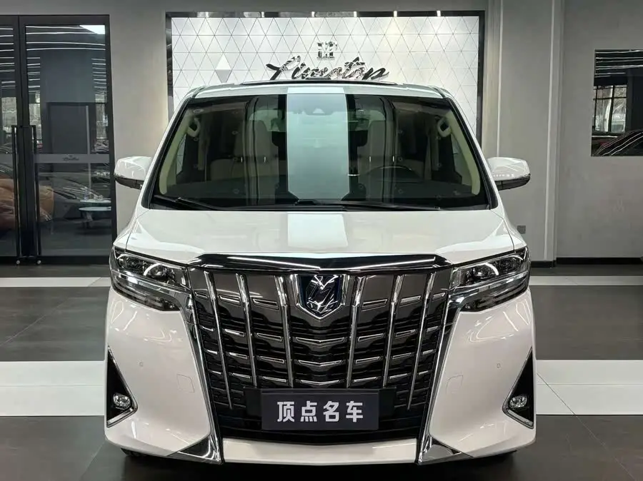 ألڤارد 2021 مزود بمحرك مزدوج 2.5 لتر فئة بريميوم