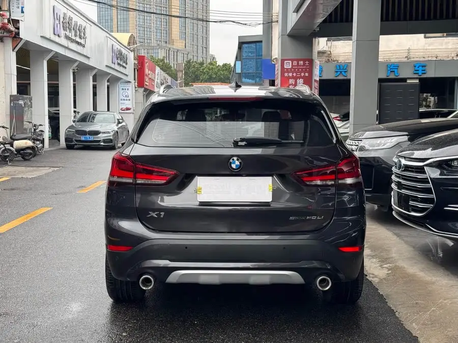 BMW X1 2021 sDrive20Li Luxury