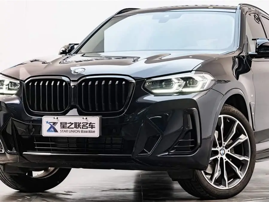 BMW X3 2022 xDrive30i Leading Model M Shadow Package