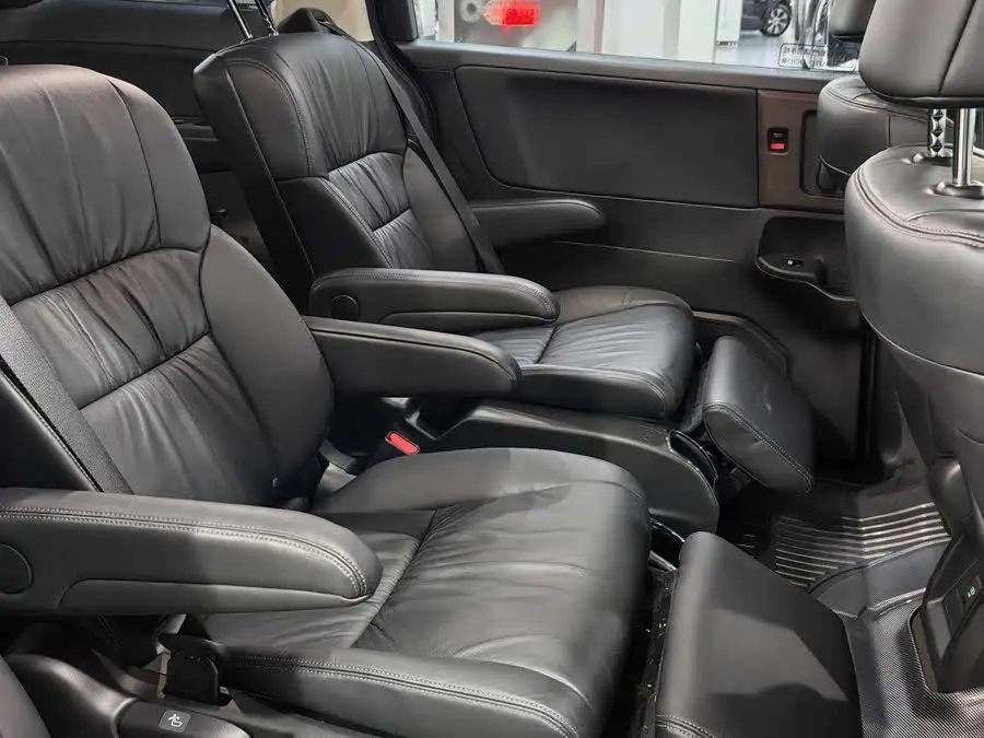 2022 Odyssey 2.0L e:HEV Sharp Edition