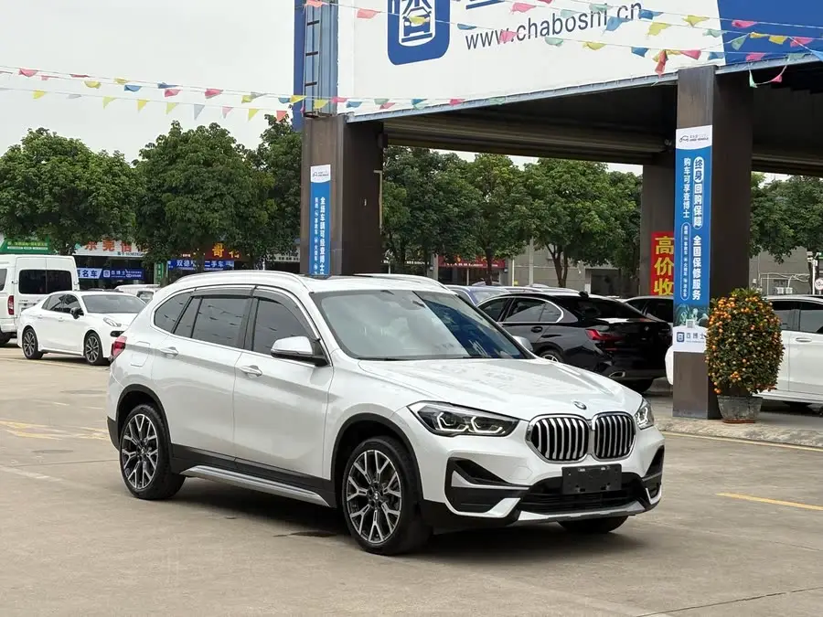 بي إم دبليو X1 2022 xDrive25Li إصدار فاخر