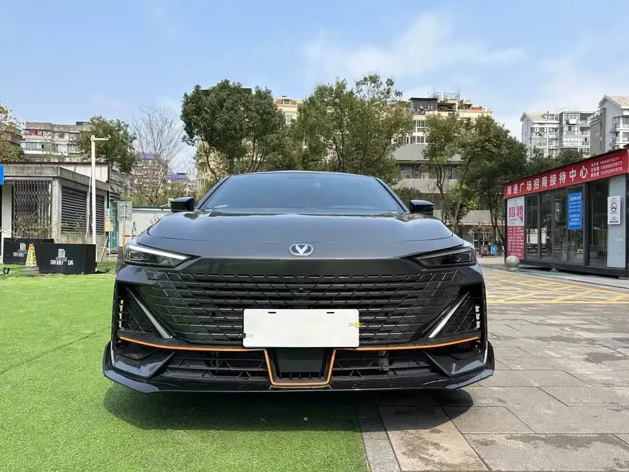 Changan UNI-V 2022 1.5T Excellence