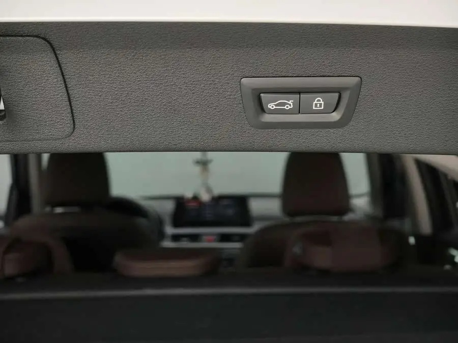 بي إم دبليو X1 2021 sDrive25Li إصدار رائد