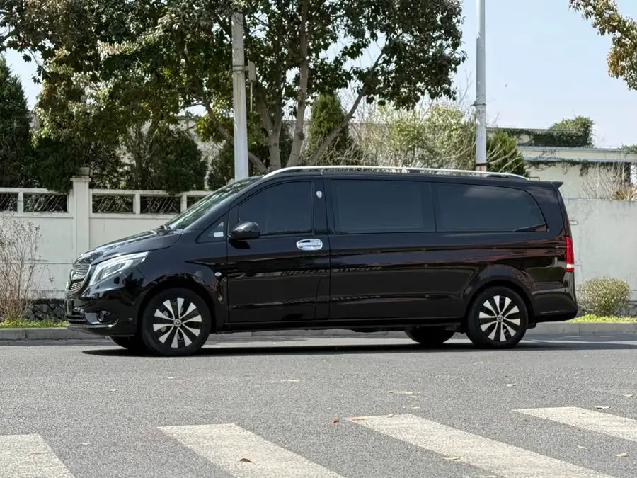 فيديو 2021 2.0T النسخة النخبوية 8 مقاعد