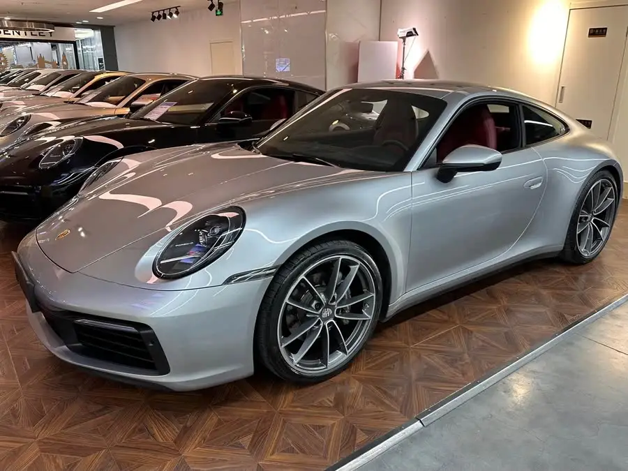 Porsche 911 2020 Carrera 3.0T
