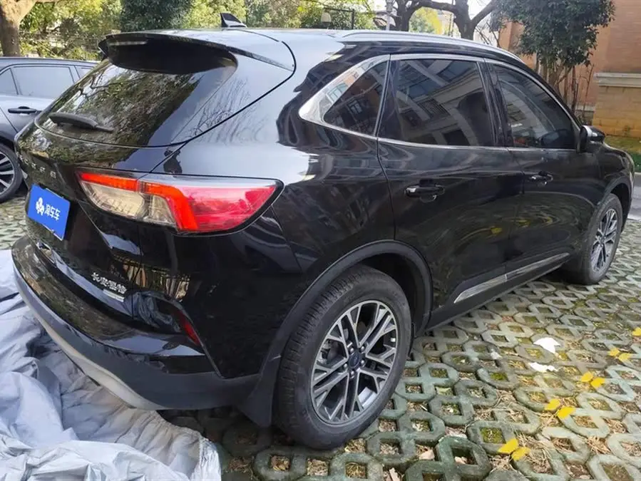 فورد إسكايب 2020 إيكوبوست 245 دفع ثنائي إصدار ياو شياو