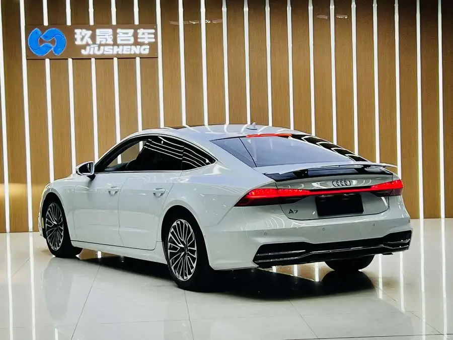 Audi A7 2023 40 TFSI Luxury