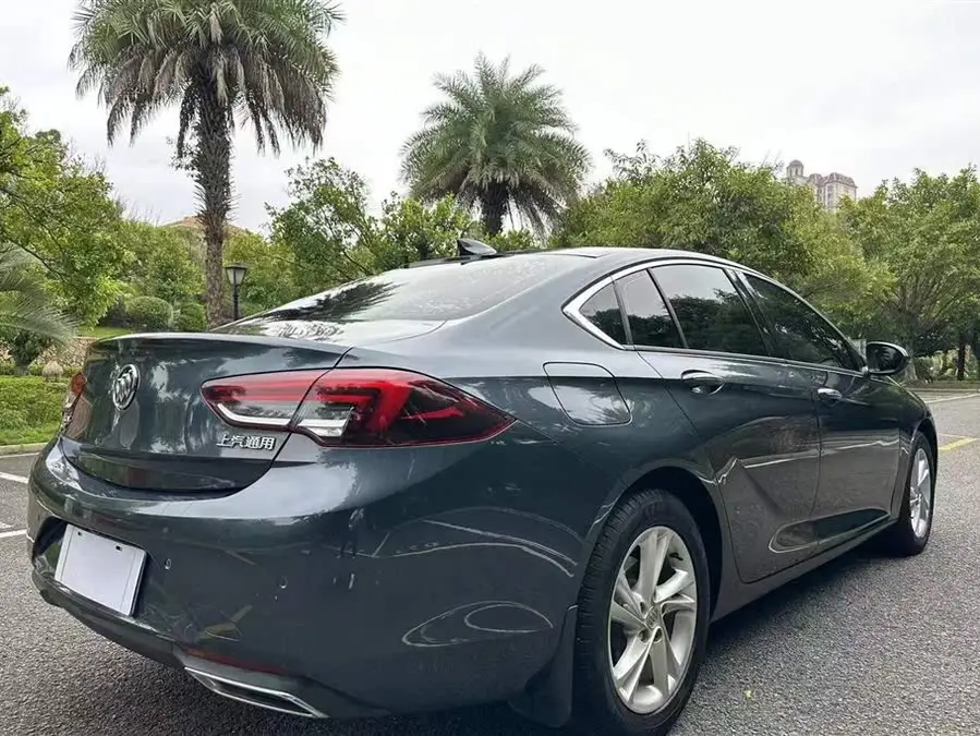 ريجال 2021 552T النخبة