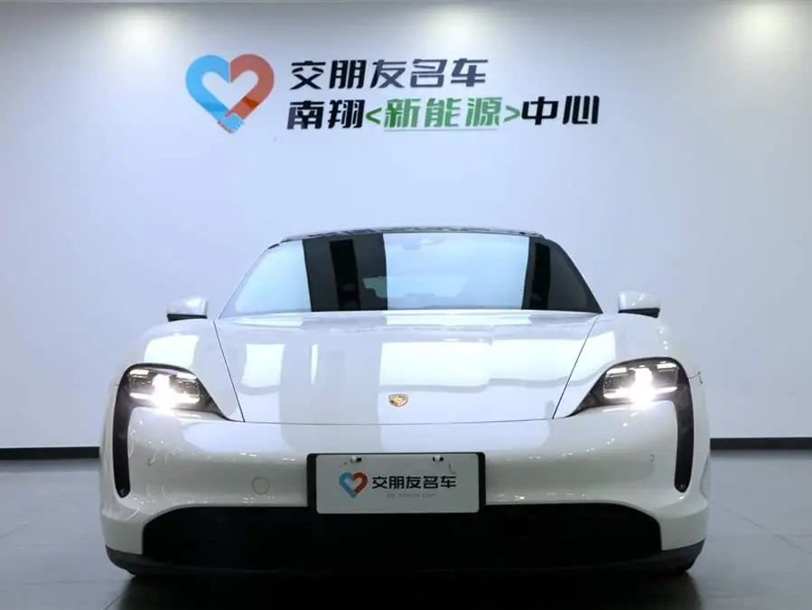 تايكان 2022 طراز تحديث