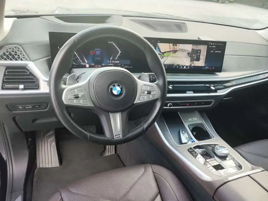 BMW X5 2023 xDrive 30Li Exclusive M Sport Package