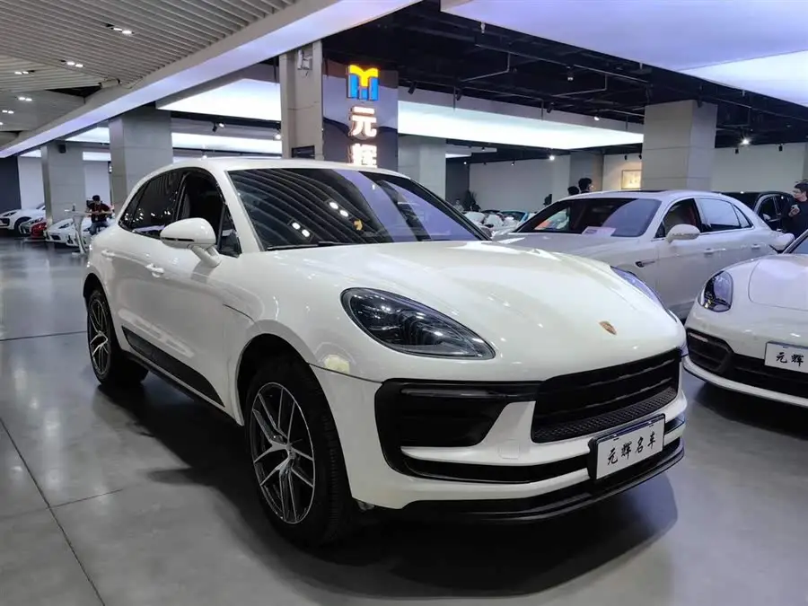 2022 Macan 2.0T